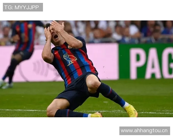 莱万感慨黄老板新专辑印在国家德比球衣上意义非凡