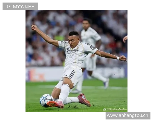 姆巴佩生涯进球达到395个超越梅西成为21世纪27岁以下进球王 姆巴佩生涯进球达到395个超越梅西成为21世纪27岁以下进球王