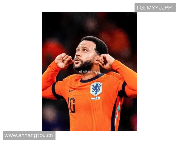 德佩31岁身价900万在巴甲闪耀世预赛6场7球助荷兰队双榜首 德佩31岁身价900万在巴甲闪耀世预赛6场7球助荷兰队双榜首