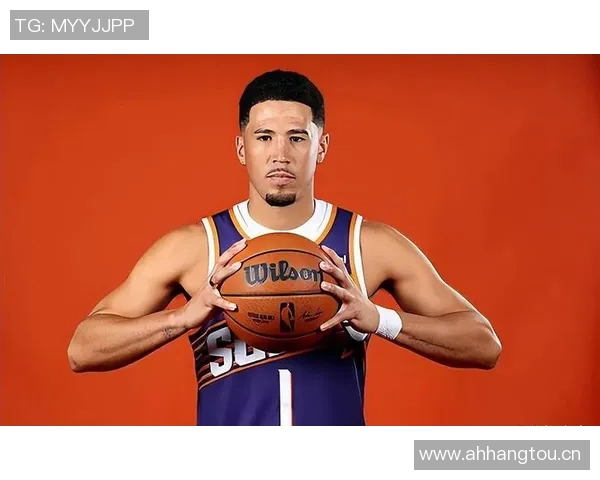 布克谈得分表现不佳期待迅速调整状态重回巅峰 布克谈得分表现不佳期待迅速调整状态重回巅峰