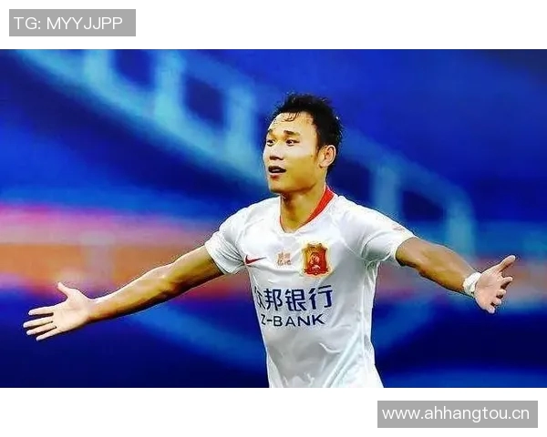 红白血脉延续小西蒙尼进球献给刚出生的侄子 红白血脉延续小西蒙尼进球献给刚出生的侄子