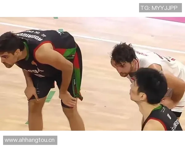 余嘉豪西乙第5轮首度得分上双贡献12分4板助力坎塔布里亚大胜 余嘉豪西乙第5轮首度得分上双贡献12分4板助力坎塔布里亚大胜