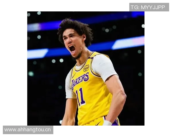 海斯戴维斯自信助力太阳队期待展现最佳状态与团队合作精神 海斯戴维斯自信助力太阳队期待展现最佳状态与团队合作精神