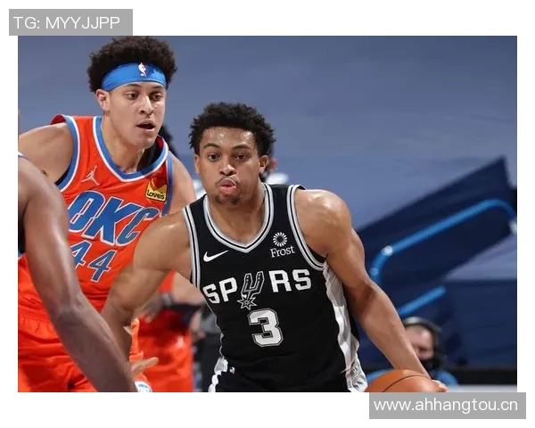 凯尔登约翰逊高效表现9投7中三分2中1贡献19分6篮板1助攻 凯尔登约翰逊高效表现9投7中三分2中1贡献19分6篮板1助攻