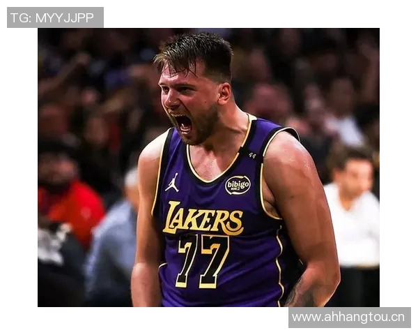 拓记:战胜勇士证明我们实力不容小觑对阵缺少东契奇的湖人值得期待 拓记:战胜勇士证明我们实力不容小觑对阵缺少东契奇的湖人值得期待