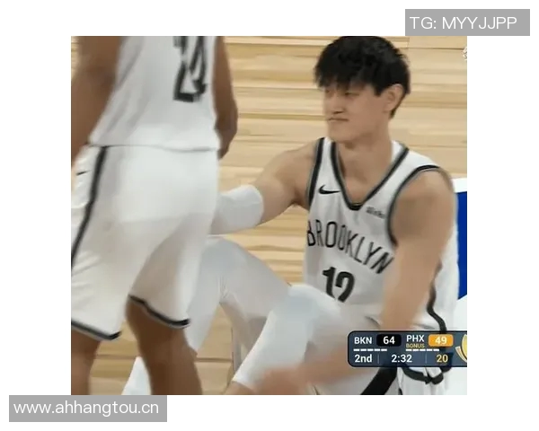 曾凡博引发球迷热潮高价票却让期待变失望的夜晚