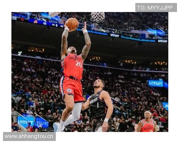 杰伦布朗单节15分创赛季新高米切尔东契奇等紧随其后 杰伦布朗单节15分创赛季新高米切尔东契奇等紧随其后