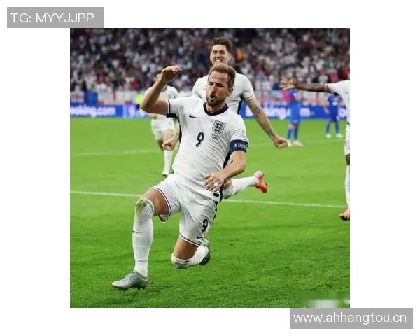 凯恩发声：球队永不言弃客场收获宝贵平局展现斗志